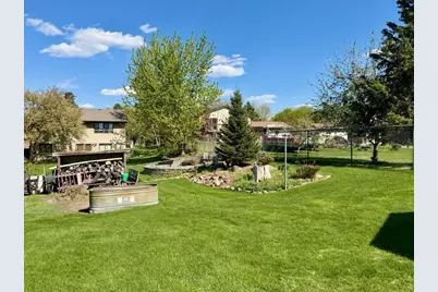 10515 Marmon Street NE, Circle Pines, MN 55014 - Photo 3