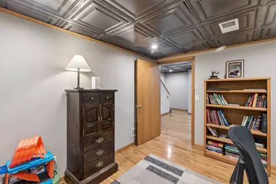 717 Marie Avenue W, Mendota Heights, MN 55118 - Photo 41