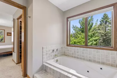 717 Marie Avenue W, Mendota Heights, MN 55118 - Photo 31