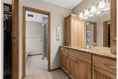 717 Marie Avenue W, Mendota Heights, MN 55118 - Photo 29