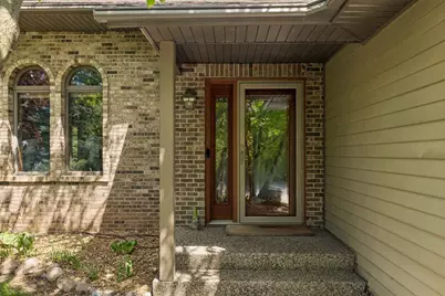 717 Marie Avenue W, Mendota Heights, MN 55118 - Photo 5