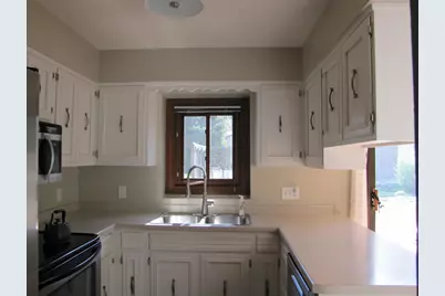 1565 Commerce Drive, North Mankato, MN 56003 - Photo 15