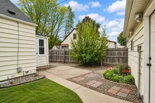 1100 9th St NW, Austin, MN 55912 - Photo 7