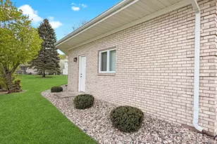 103 Whitney Cir, Marshall, MN 56258 - Photo 53