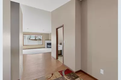 2528 Hawk Ridge Court SE, Rochester, MN 55904 - Photo 23