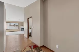 2528 Hawk Ridge Ct SE, Rochester, MN 55904 - Photo 23
