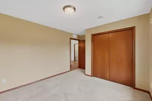 2528 Hawk Ridge Ct SE, Rochester, MN 55904 - Photo 21