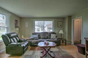 313 1st St, Sandstone, MN 55072 - Photo 15