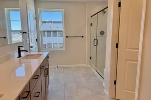 906 Woodlawn Ave, Saint Paul, MN 55116 - Photo 17