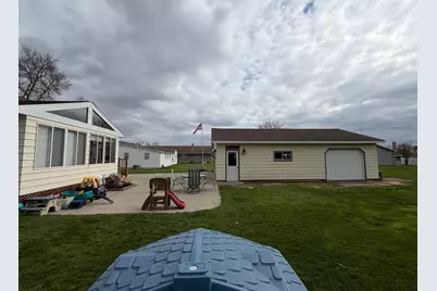 515 Oak Street N, Sauk Centre Township, MN 56378 - Photo 5