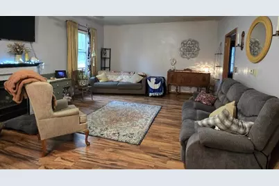 1164 Miller Avenue, Windom, MN 56101 - Photo 5