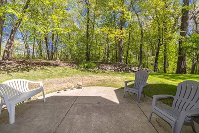 472 Vadnais Lake Drive, Vadnais Heights, MN 55127 - Photo 39