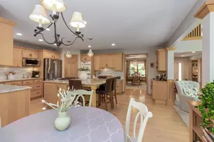 472 Vadnais Lake Dr, Vadnais Heights, MN 55127 - Photo 15