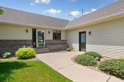 9327 Hillside Trail S, Cottage Grove, MN 55016 - Photo 9