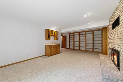 9327 Hillside Trail S, Cottage Grove, MN 55016 - Photo 27
