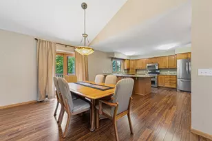 9327 Hillside Trail S, Cottage Grove, MN 55016 - Photo 15