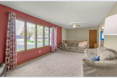 631 David Avenue, Hamburg, MN 55339 - Photo 7