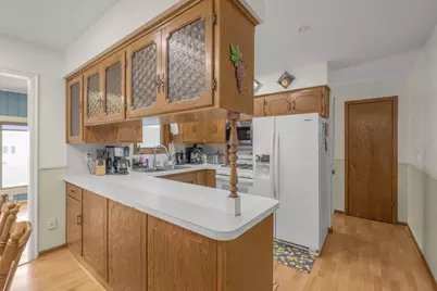 631 David Avenue, Hamburg, MN 55339 - Photo 5