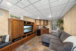 1033 Smith Ave S, West Saint Paul, MN 55118 - Photo 25