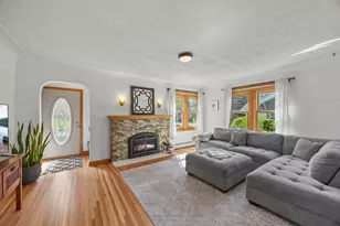 1033 Smith Ave S, West Saint Paul, MN 55118 - Photo 5