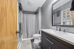 565 3rd Ave SW, Hutchinson, MN 55350 - Photo 21
