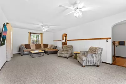 319 7th Street SW, Eyota, MN 55934 - Photo 5