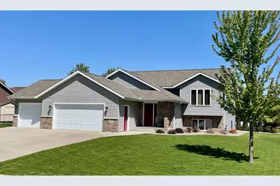 1409 28th Street SW, Austin, MN 55912 - Photo 1