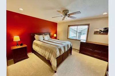 1409 28th Street SW, Austin, MN 55912 - Photo 9