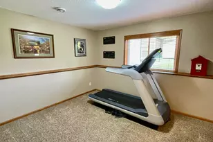 1409 28th St SW, Austin, MN 55912 - Photo 21
