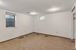 4935 Russell Ave N, Minneapolis, MN 55430 - Photo 11