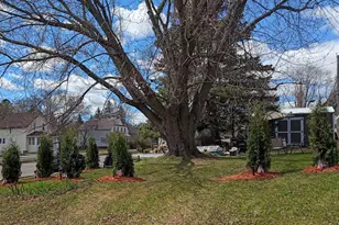 525 N 60th Ave W, Duluth, MN 55806 - Photo 1