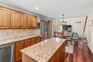 3406 Hartford Rd, Woodbury, MN 55125 - Photo 13