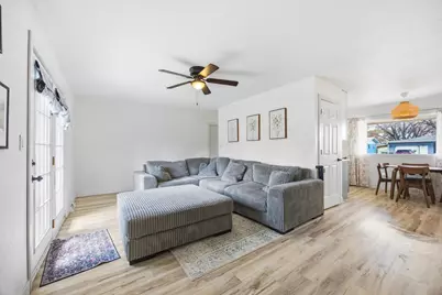 237 10 1/2 Avenue W, West Fargo, ND 58078 - Photo 13