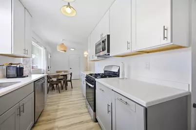 237 10 1/2 Avenue W, West Fargo, ND 58078 - Photo 11