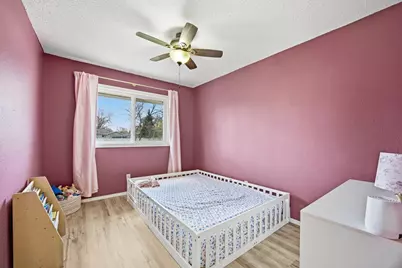 237 10 1/2 Avenue W, West Fargo, ND 58078 - Photo 15