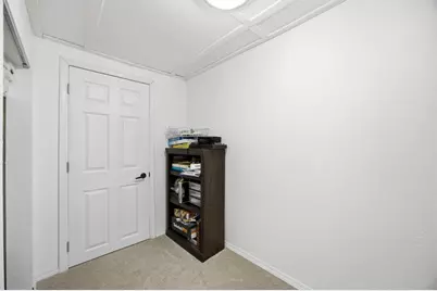 237 10 1/2 Avenue W, West Fargo, ND 58078 - Photo 33