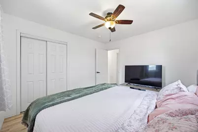237 10 1/2 Avenue W, West Fargo, ND 58078 - Photo 21