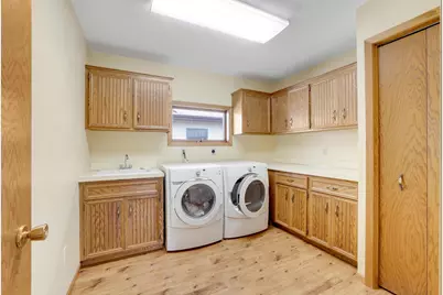 1801 6th Avenue W, Shakopee, MN 55379 - Photo 17