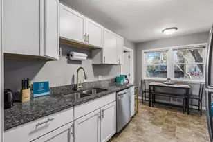 248 Ruth St N, Saint Paul, MN 55119 - Photo 13