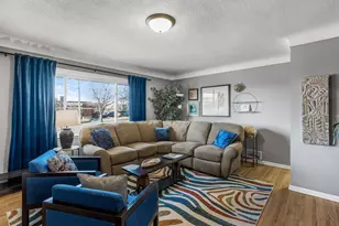 248 Ruth St N, Saint Paul, MN 55119 - Photo 5