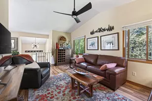 9625 Hampshire Ln, Eden Prairie, MN 55347 - Photo 9