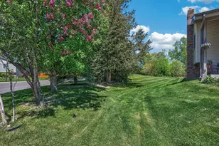 9625 Hampshire Ln, Eden Prairie, MN 55347 - Photo 43