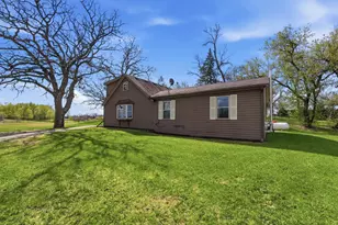 21898 52nd St NE, New London, MN 56273 - Photo 5
