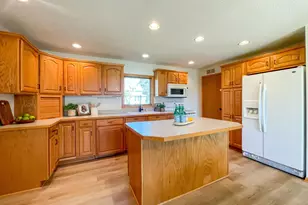 1404 15th St E, Glencoe, MN 55336 - Photo 5