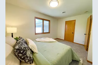1404 15th Street E, Glencoe, MN 55336 - Photo 11