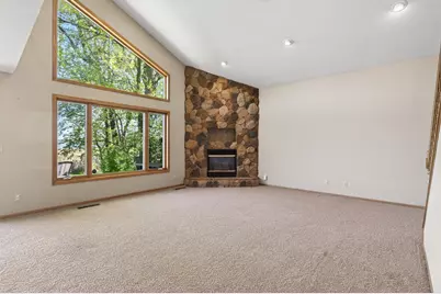 6129 Eagle Lake Drive, Maple Grove, MN 55369 - Photo 15