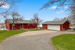 38338 N Little McDonald Dr, Frazee, MN 56544 - Photo 9