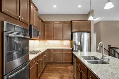 16634 Diamonte Court, Lakeville, MN 55044 - Photo 11