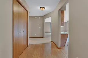 2304 SW 10 St, Willmar, MN 56201 - Photo 7