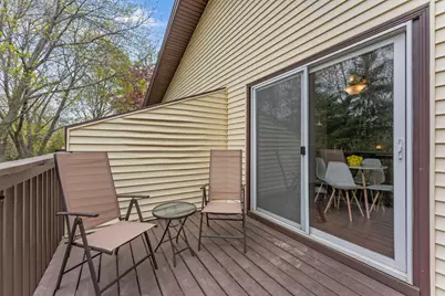 907 Heritage Court W, Vadnais Heights, MN 55127 - Photo 13